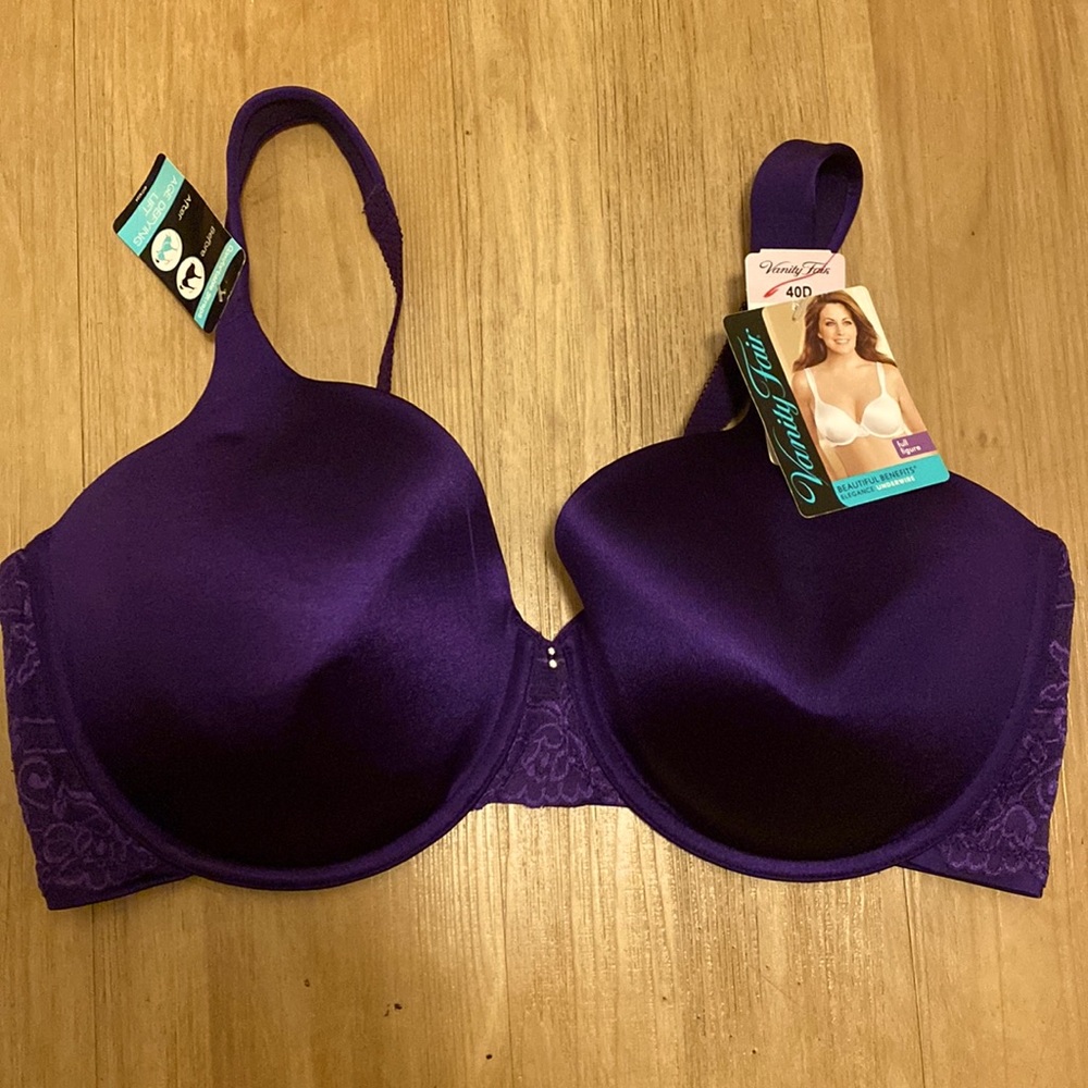 NWT Vanity Fair Full Figure Bra